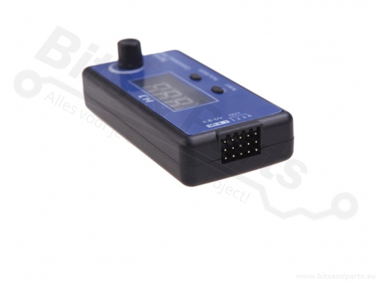 Servo motor tester with display analog/digital